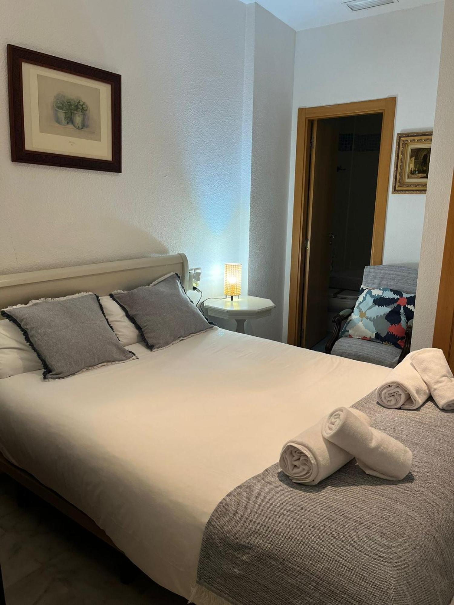 Apartamento Con Encanto Muy Centrico En Pilatos Sevilla Ideal Para Pareja エクステリア 写真